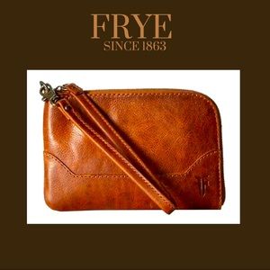 NWT Frye Women's Melissa Wristlet Leather Corner Zip Strap Cognac Brown